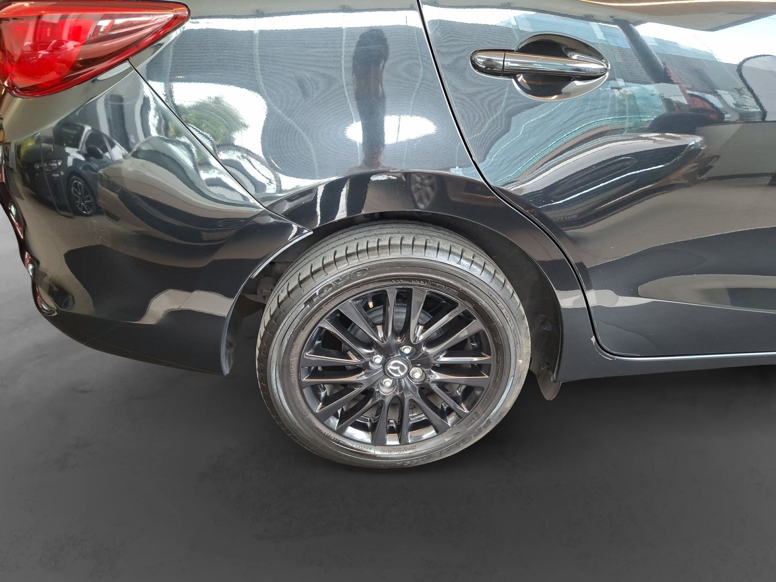 2023 Mazda MAZDA2 MHEV CARBON EDITION TA