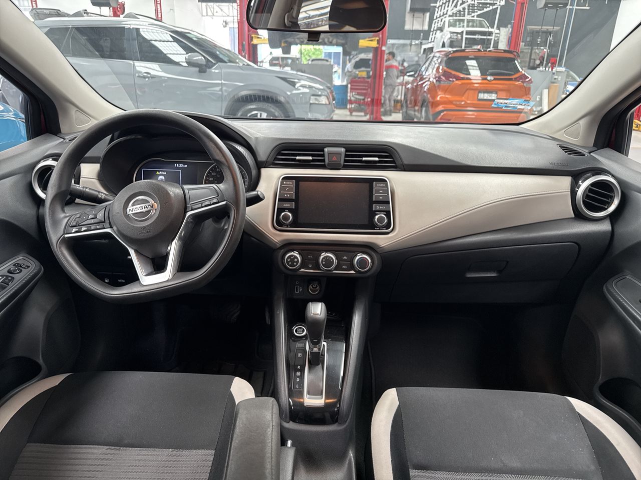 2020 Nissan VERSA ADVANCE CVT