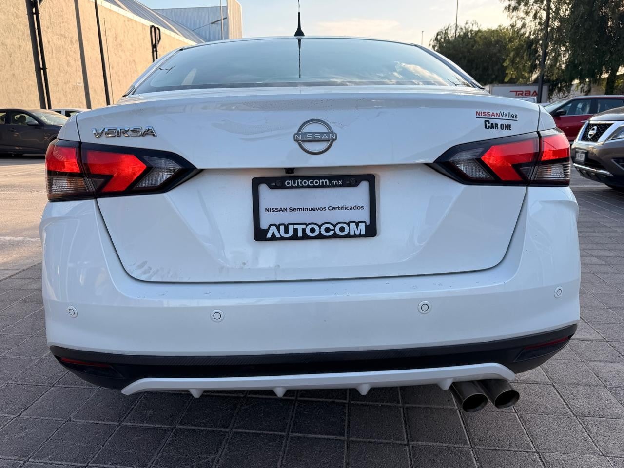 2023 Nissan VERSA ADVANCE MT 23