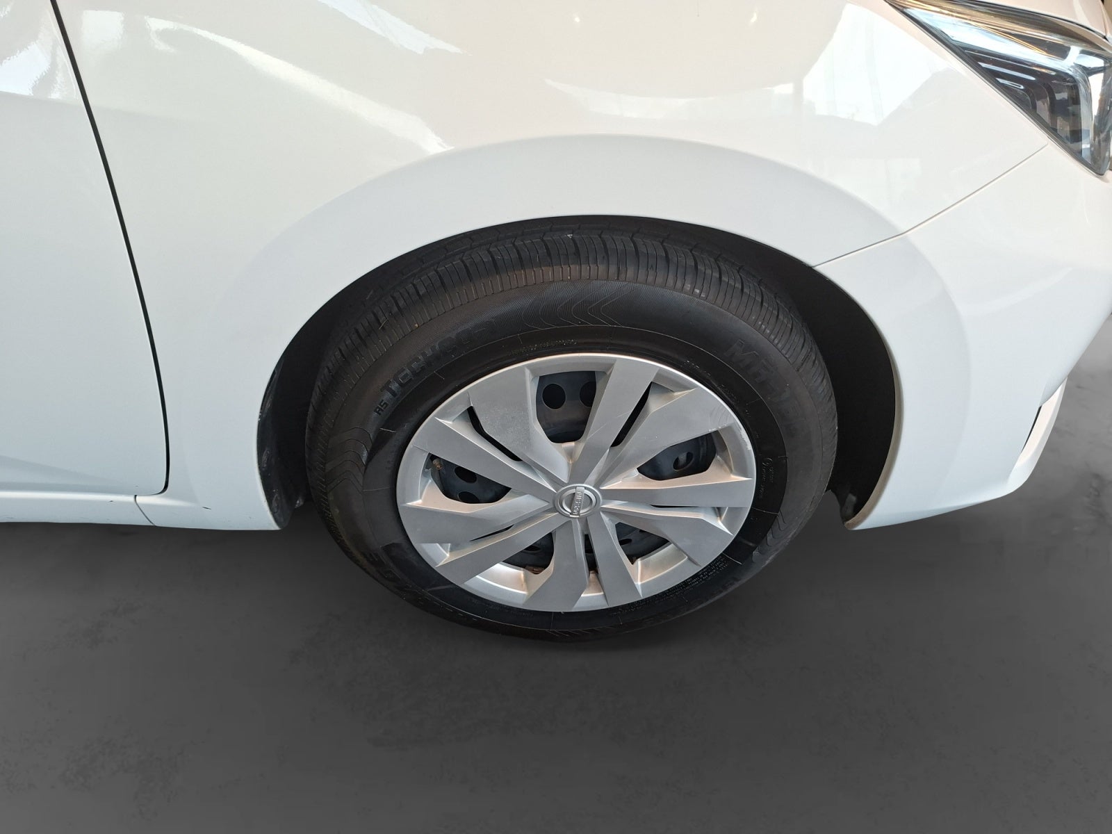 2024 Nissan VERSA SENSE CVT 24