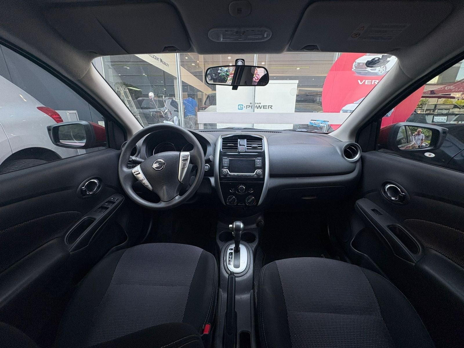 2017 Nissan VERSA ADVANCE AT AC