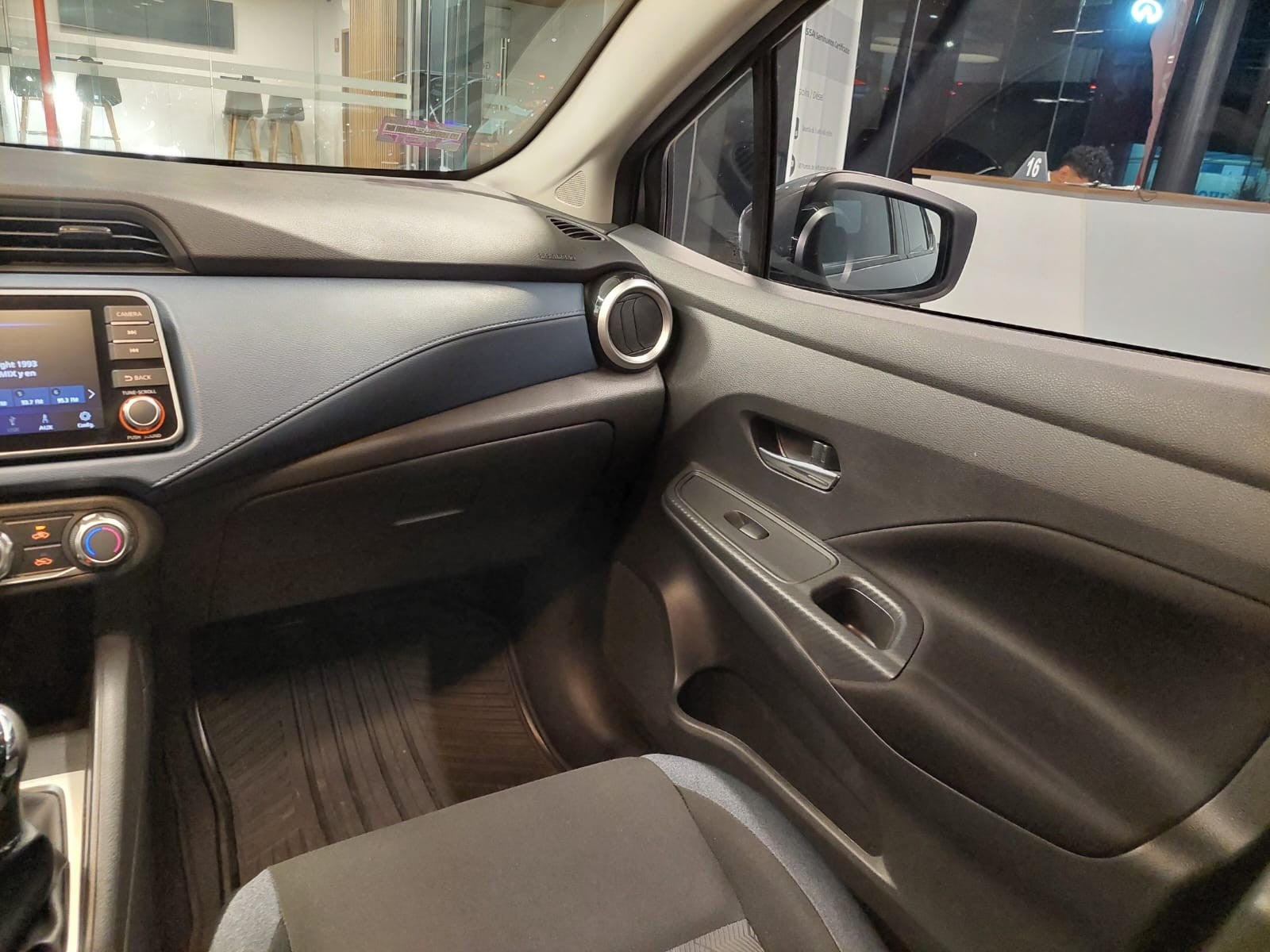 2025 Nissan VERSA ADVANCE MT 25