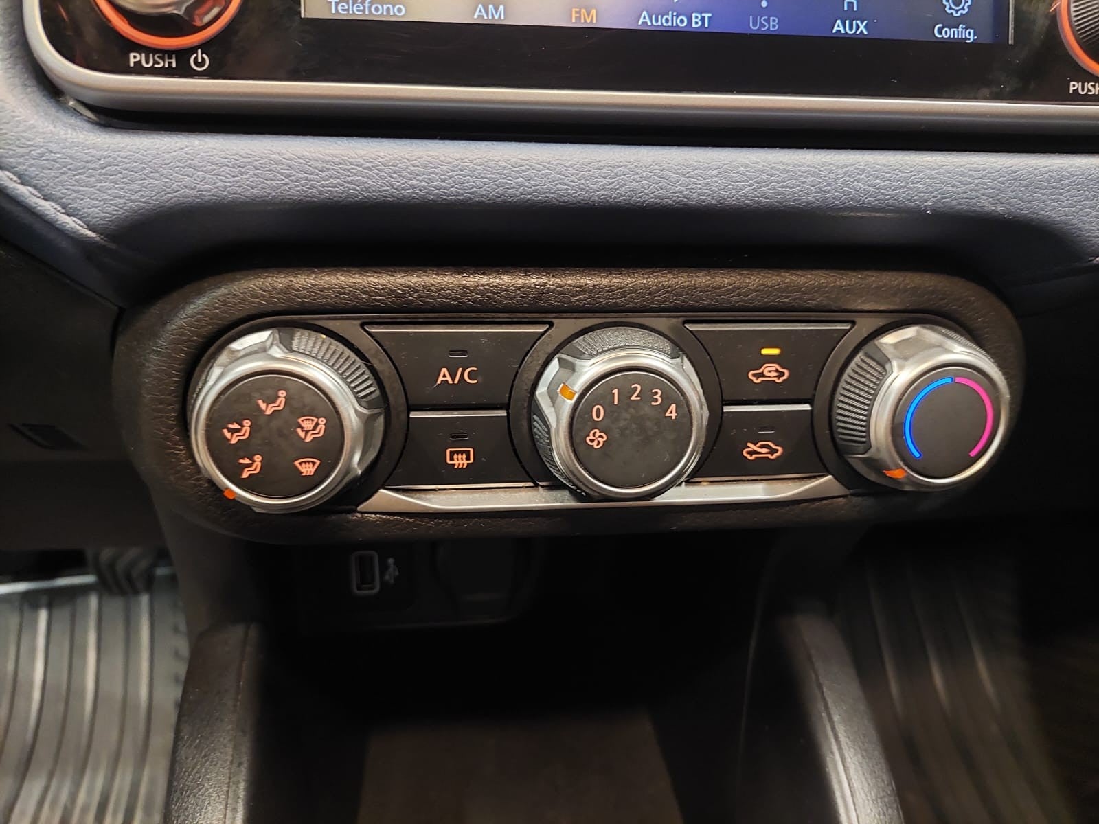 2025 Nissan VERSA ADVANCE MT 25