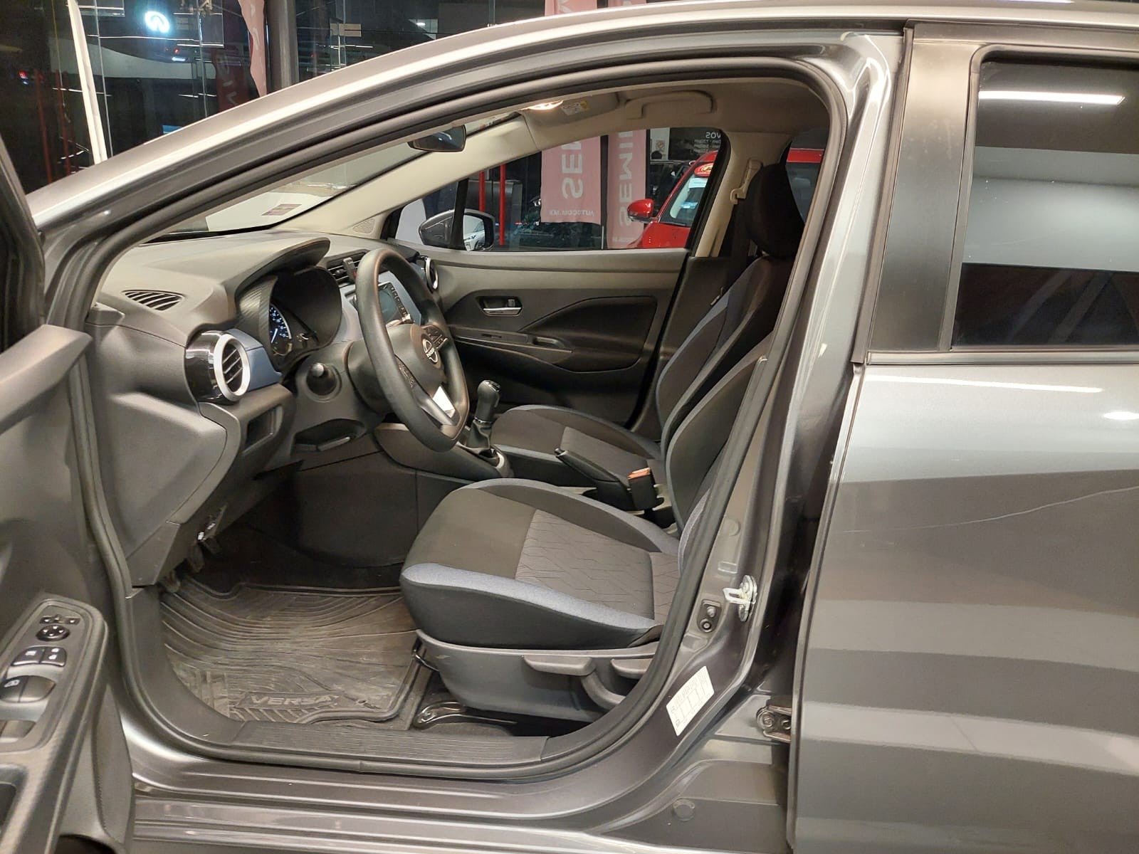 2025 Nissan VERSA ADVANCE MT 25
