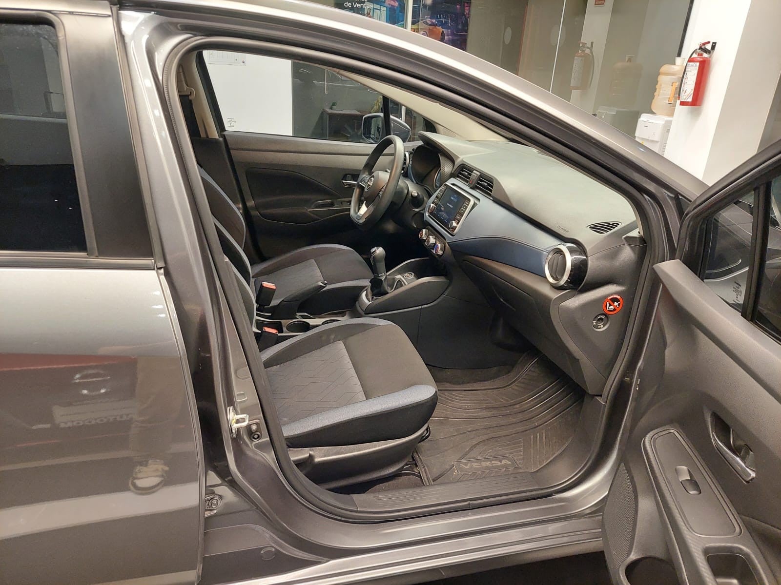 2025 Nissan VERSA ADVANCE MT 25
