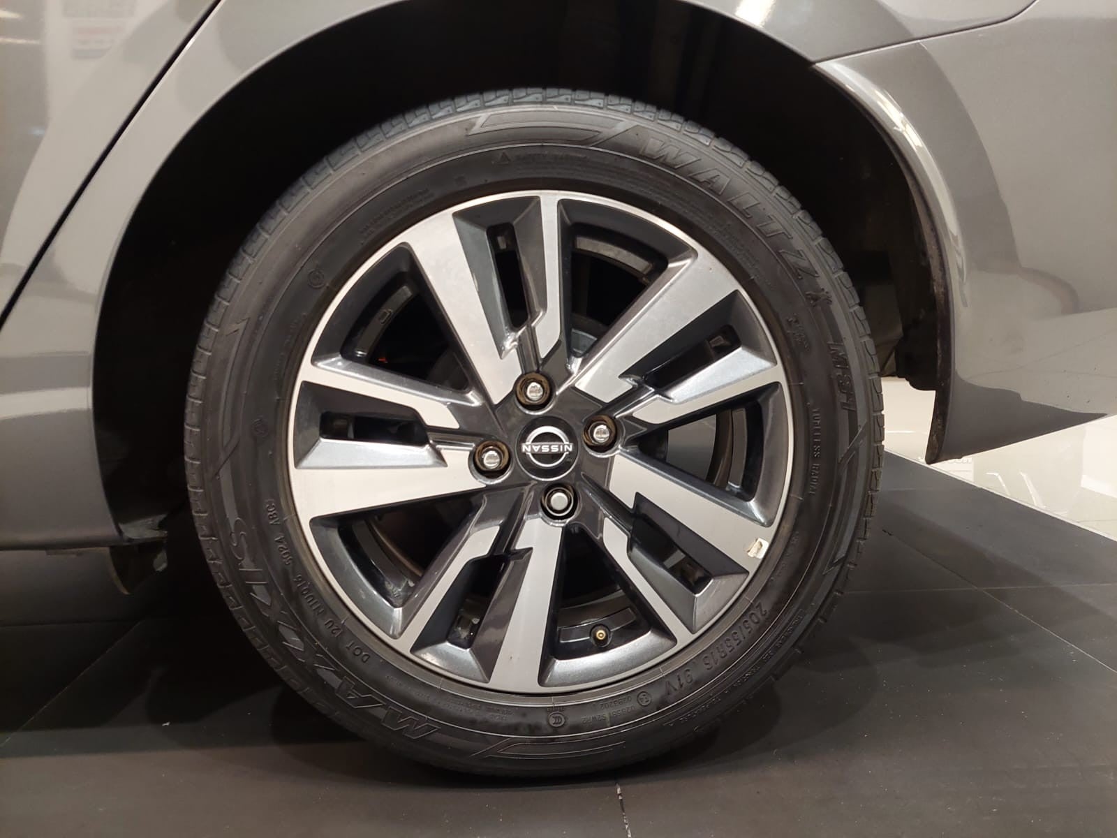 2025 Nissan VERSA ADVANCE MT 25