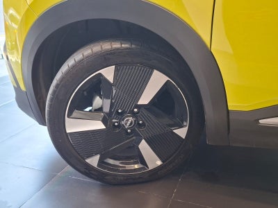 2025 Nissan KICKS PLATINUM CVT 25