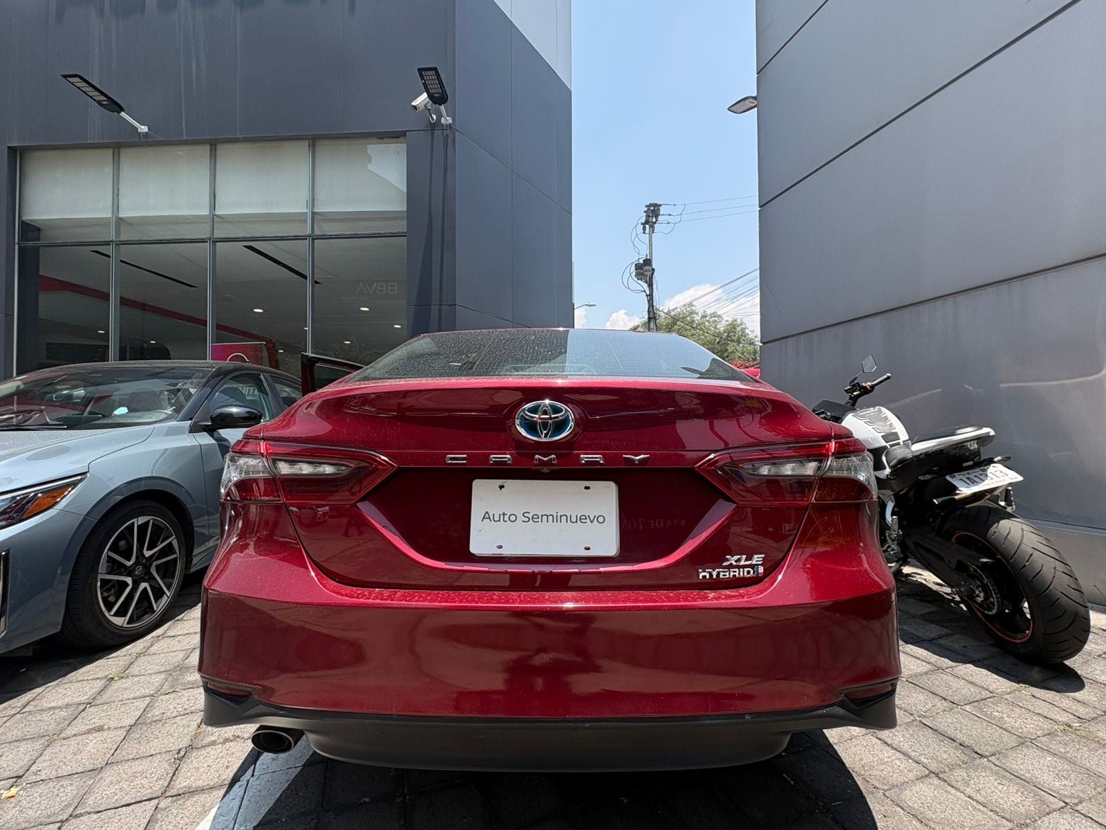 2021 Toyota CAMRY XLE HV