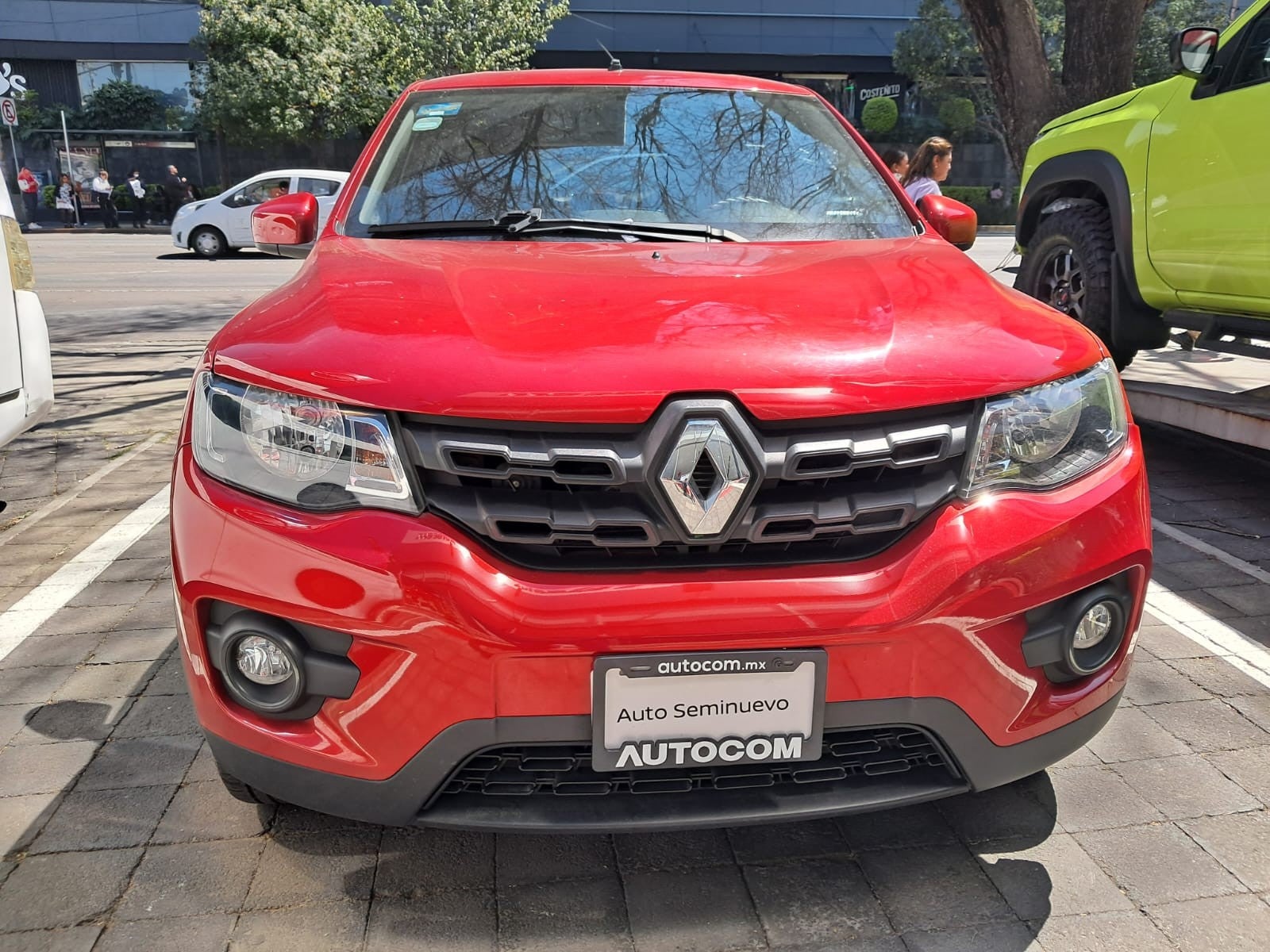 2022 RENAULT KWID ICONIC