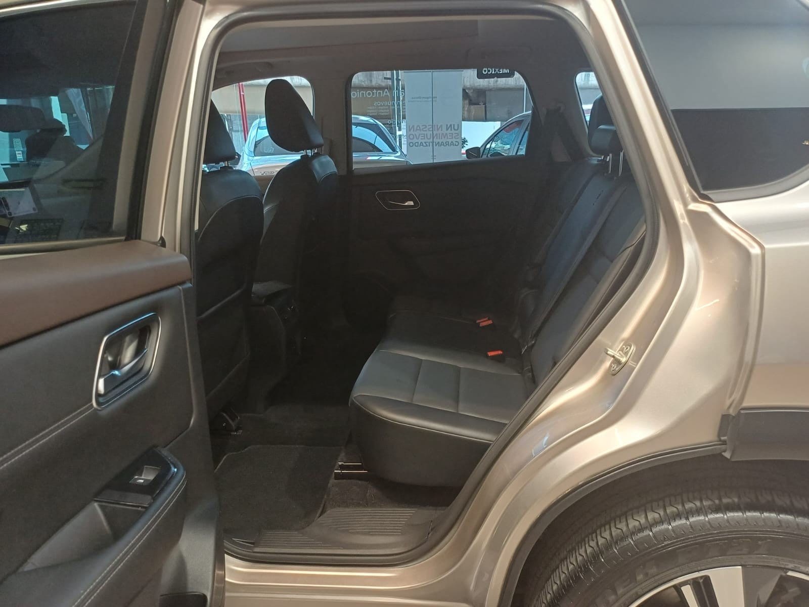 2024 Nissan X-TRAIL PLATINUM E-POWER 2 ROW 24