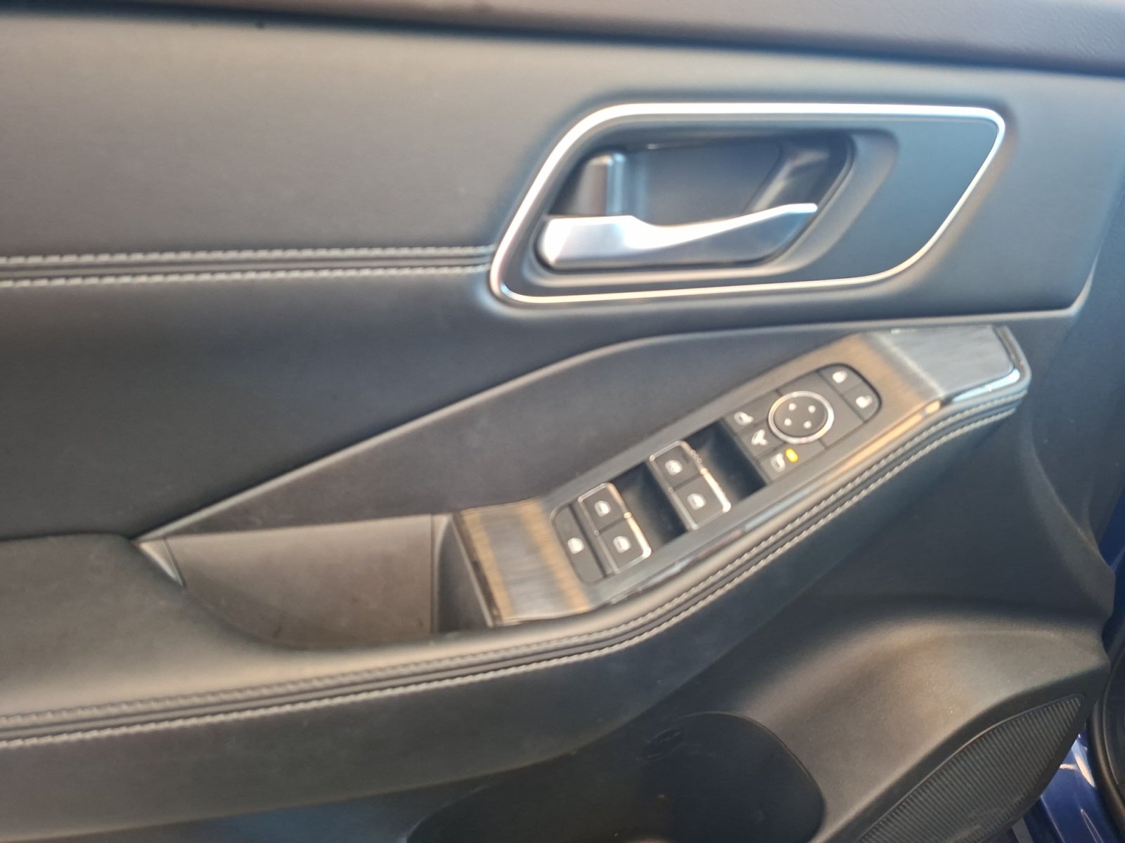 2025 Nissan X-TRAIL PLATINUM E-POWER 2 ROW 25
