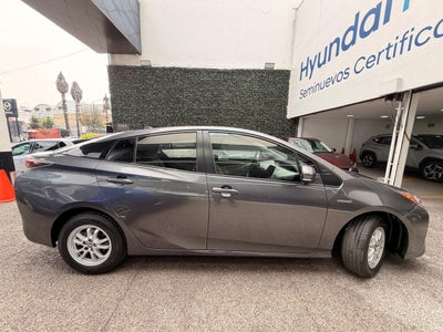 2016 Toyota PRIUS BASE CVT