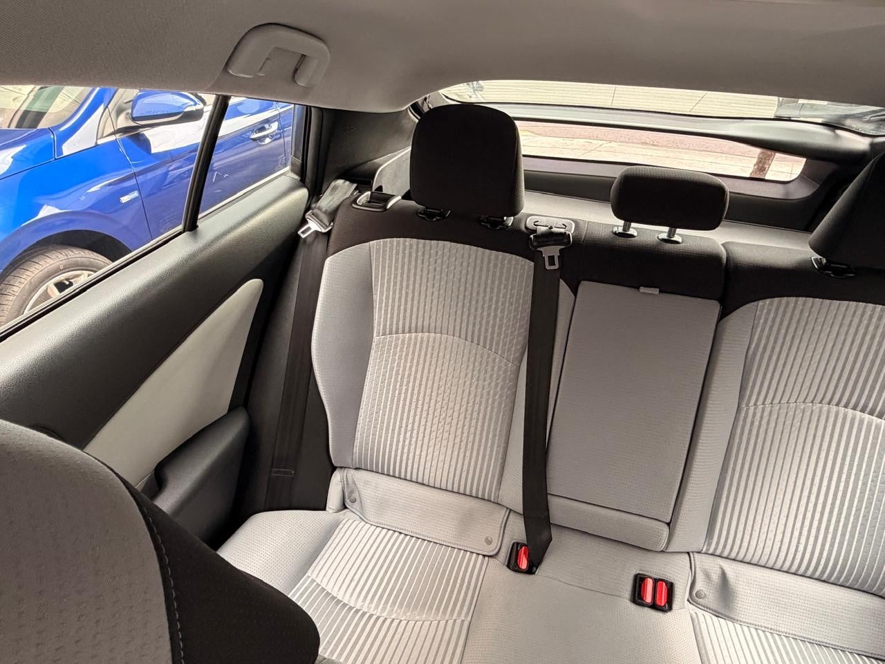 2016 Toyota PRIUS BASE CVT