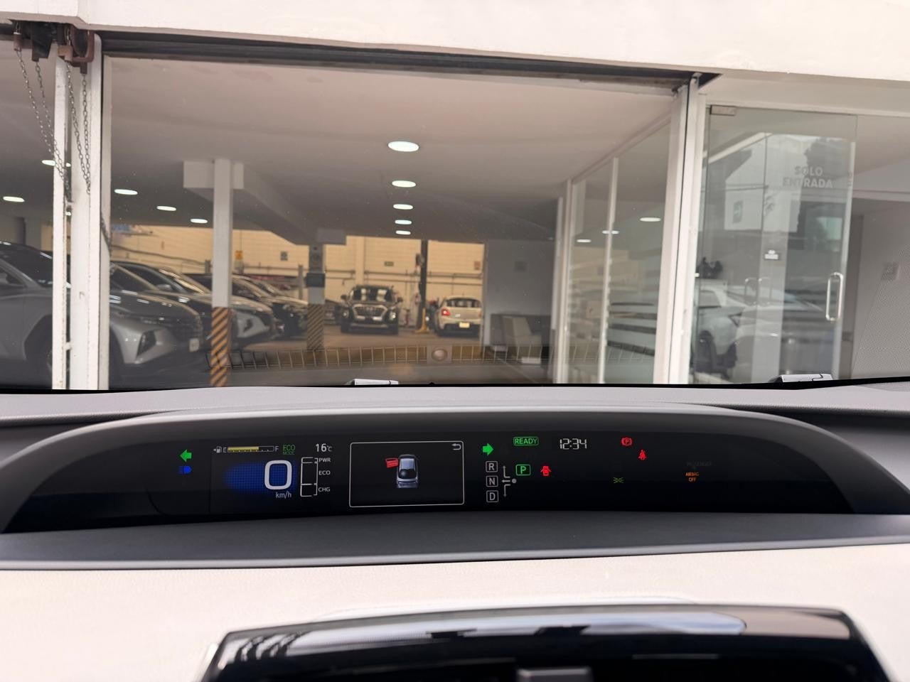 2016 Toyota PRIUS BASE CVT