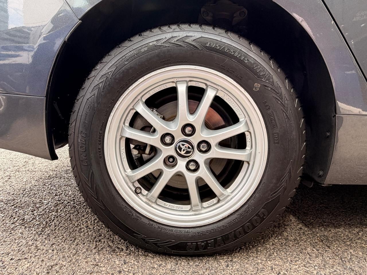 2016 Toyota PRIUS BASE CVT