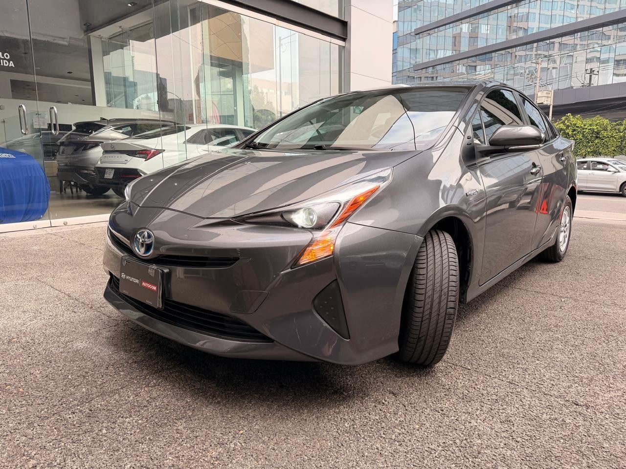2016 Toyota PRIUS BASE CVT