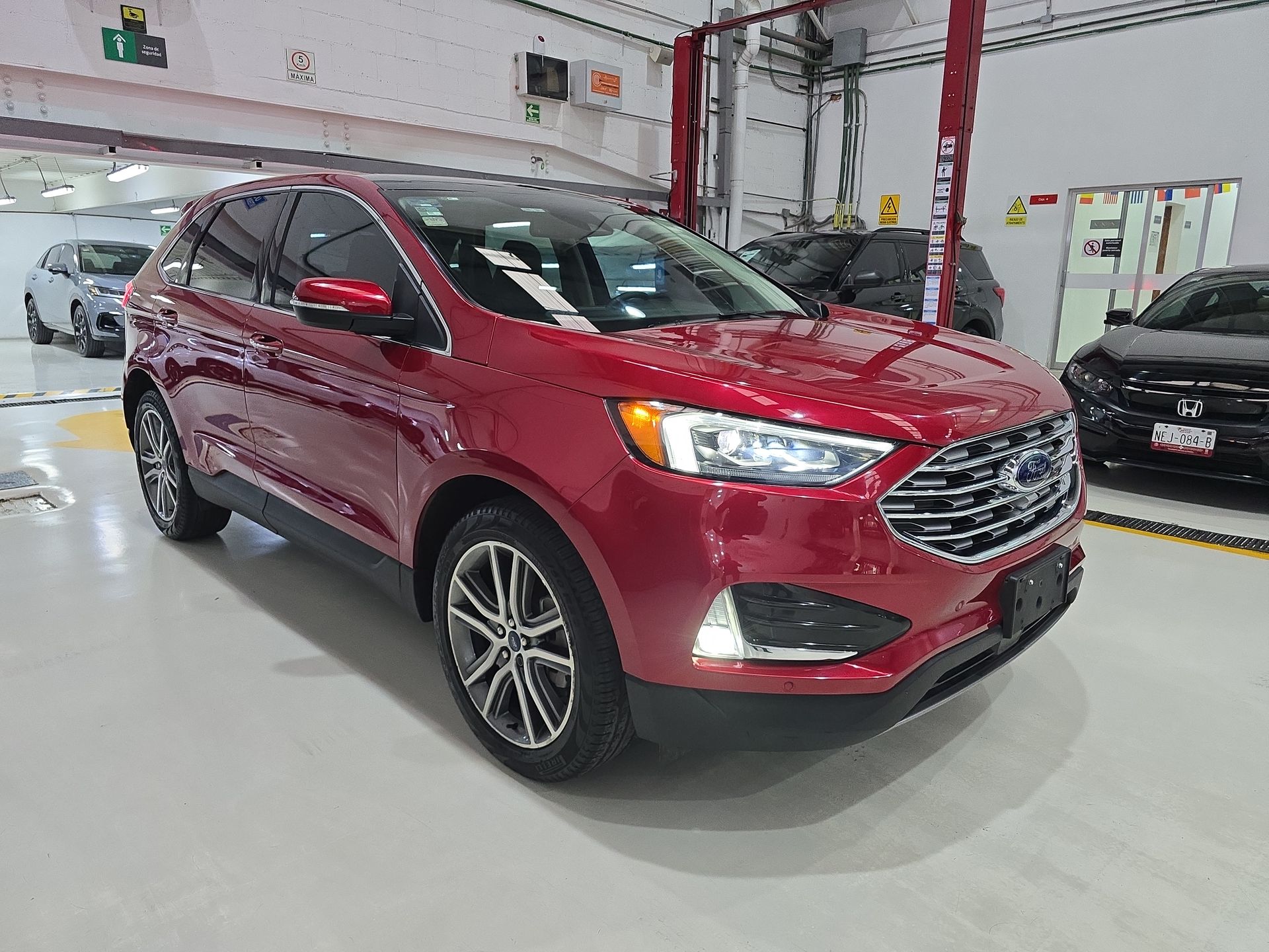 2022 Ford EDGE TITANIUM FWD 2.0 GTDI