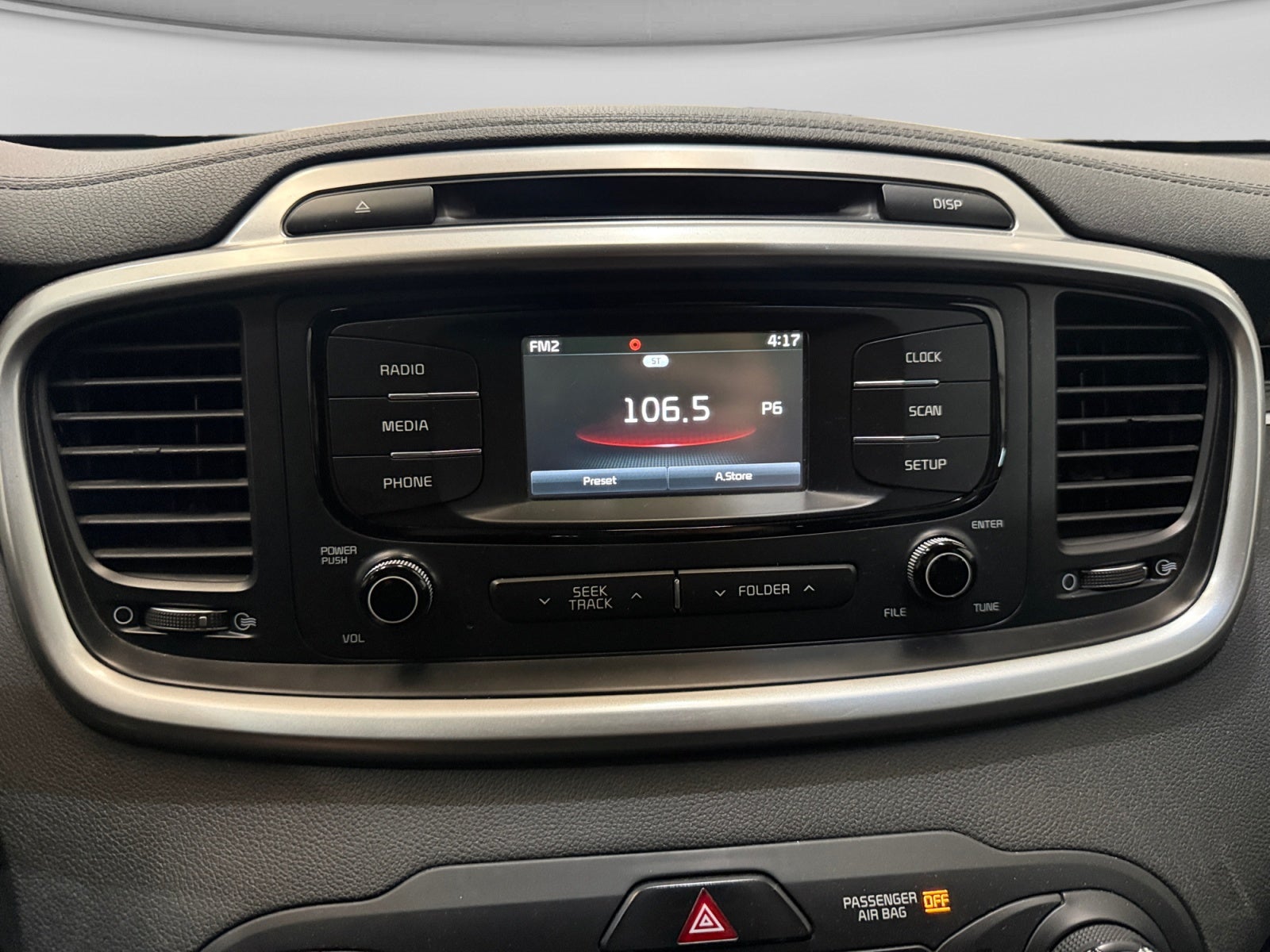 2018 Kia SORENTO LX 2.4 AT