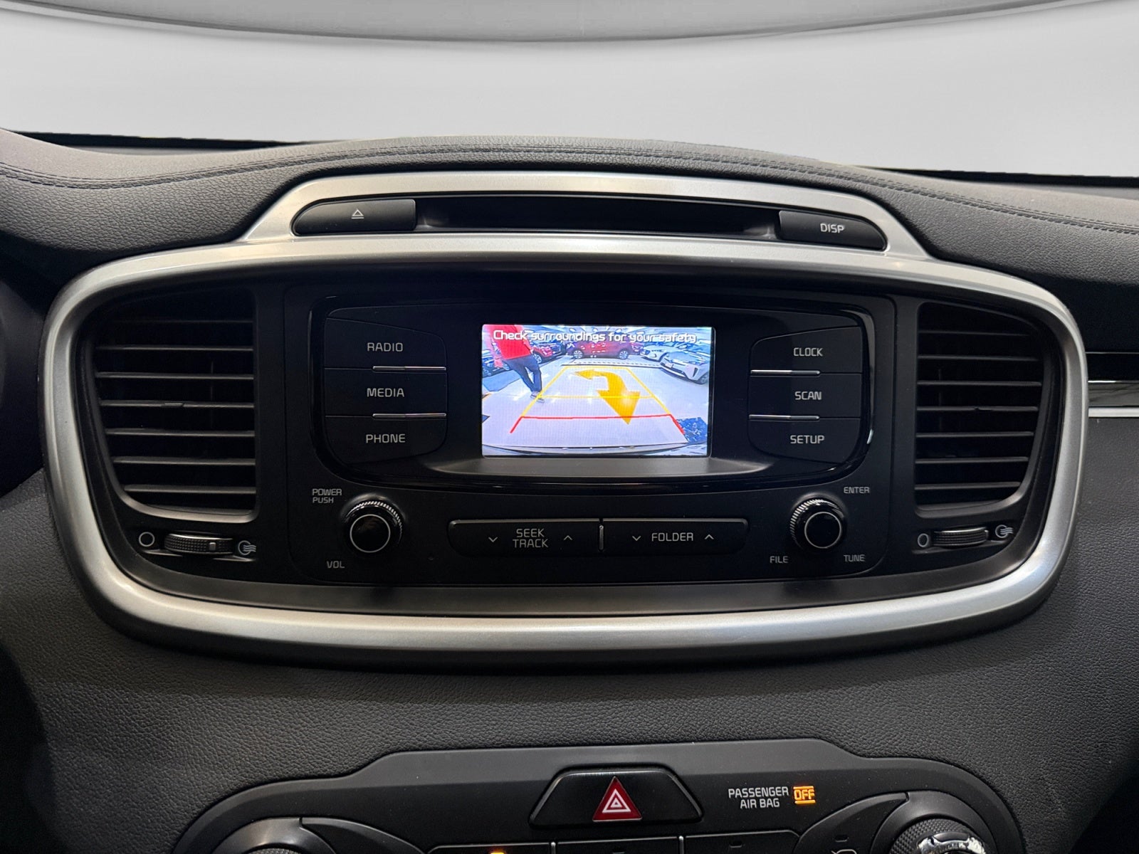2018 Kia SORENTO LX 2.4 AT