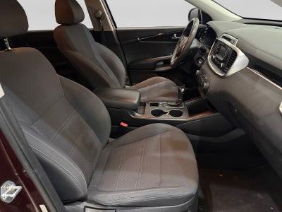2018 Kia SORENTO LX 2.4 AT