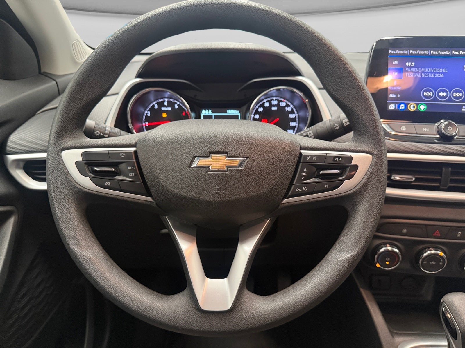2023 Chevrolet TRACKER LS B