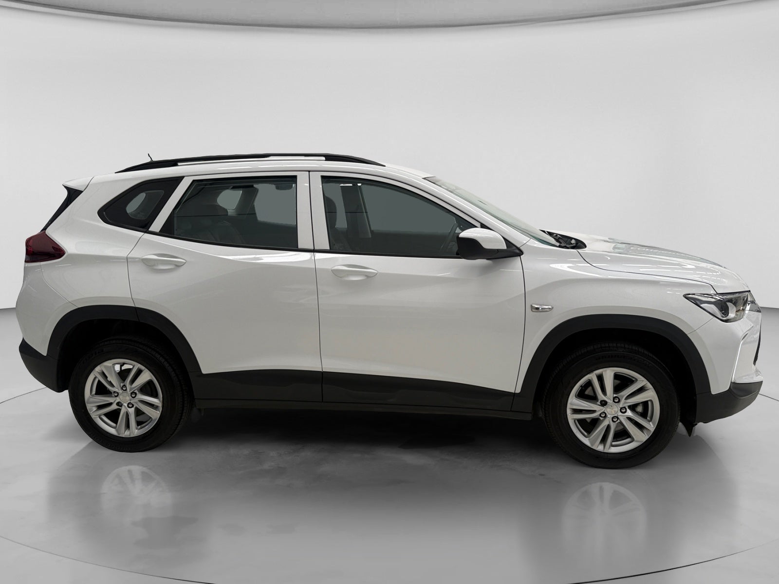 2023 Chevrolet TRACKER LS B