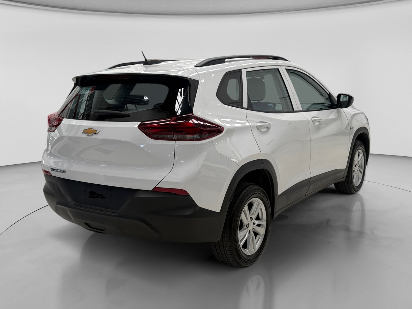 2023 Chevrolet TRACKER LS B