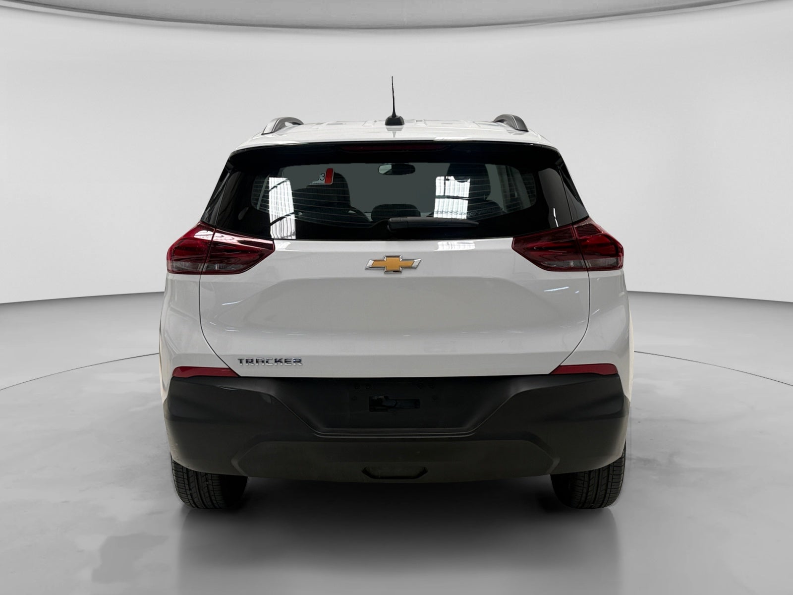 2023 Chevrolet TRACKER LS B