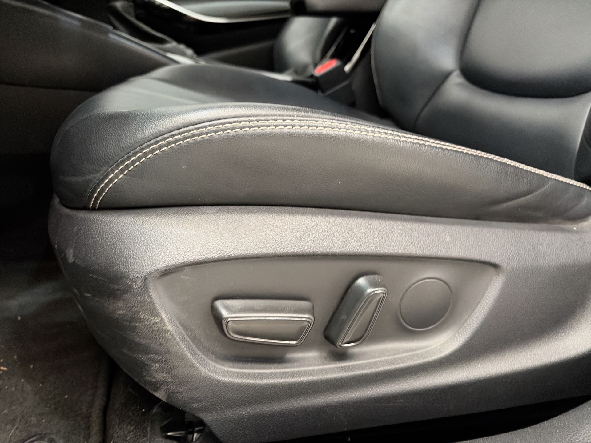 2022 Toyota COROLLA LE HV