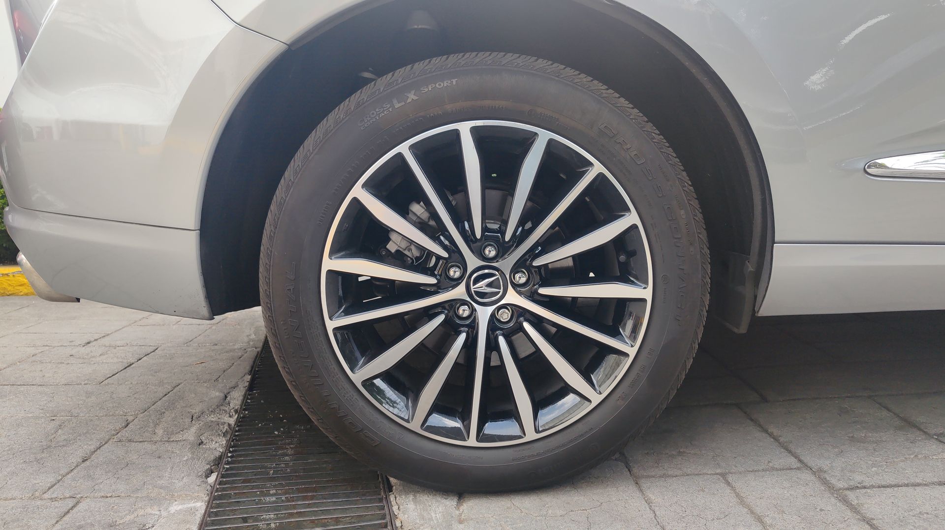 2025 Acura RDX ADVANCE