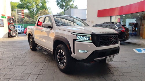 2024 Nissan FRONTIER V6 PRO-4X 24