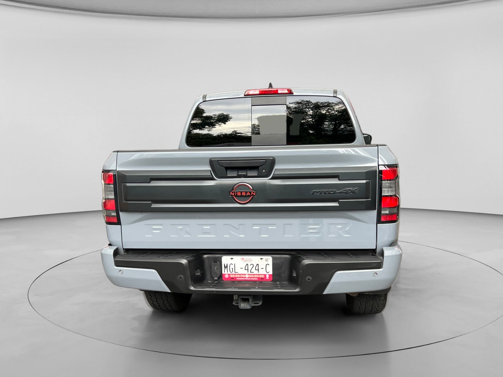 2025 Nissan FRONTIER PRO-4X 4X4 TA 25