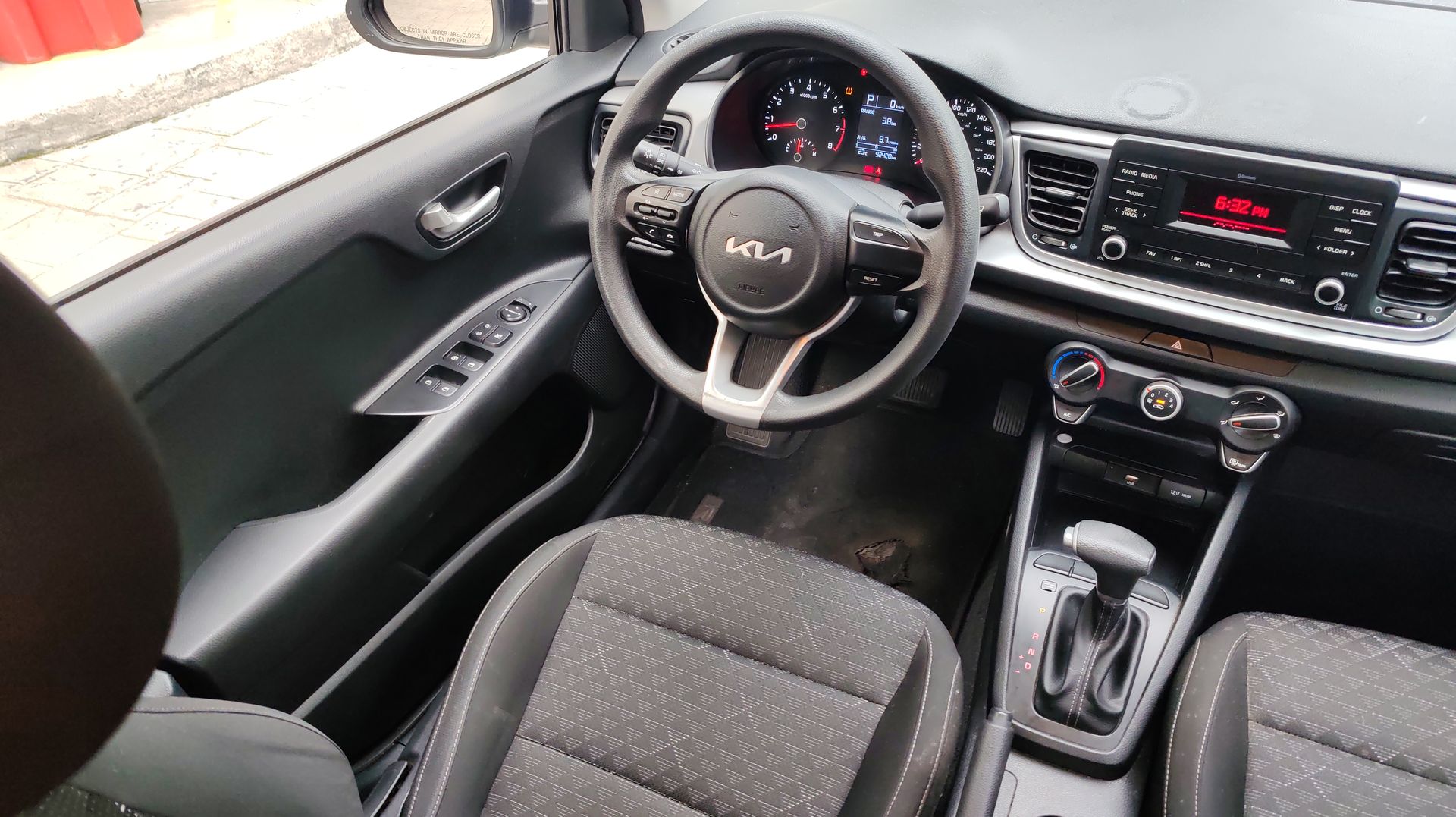 2022 Kia RIO L TA