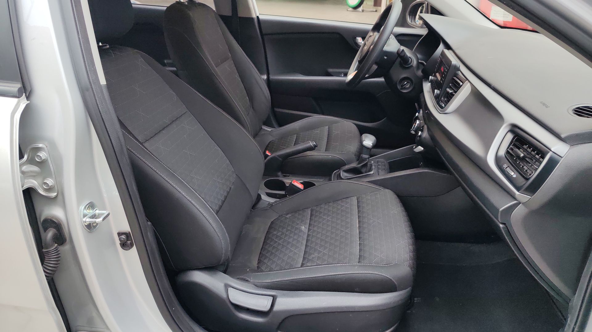 2022 Kia RIO L TA