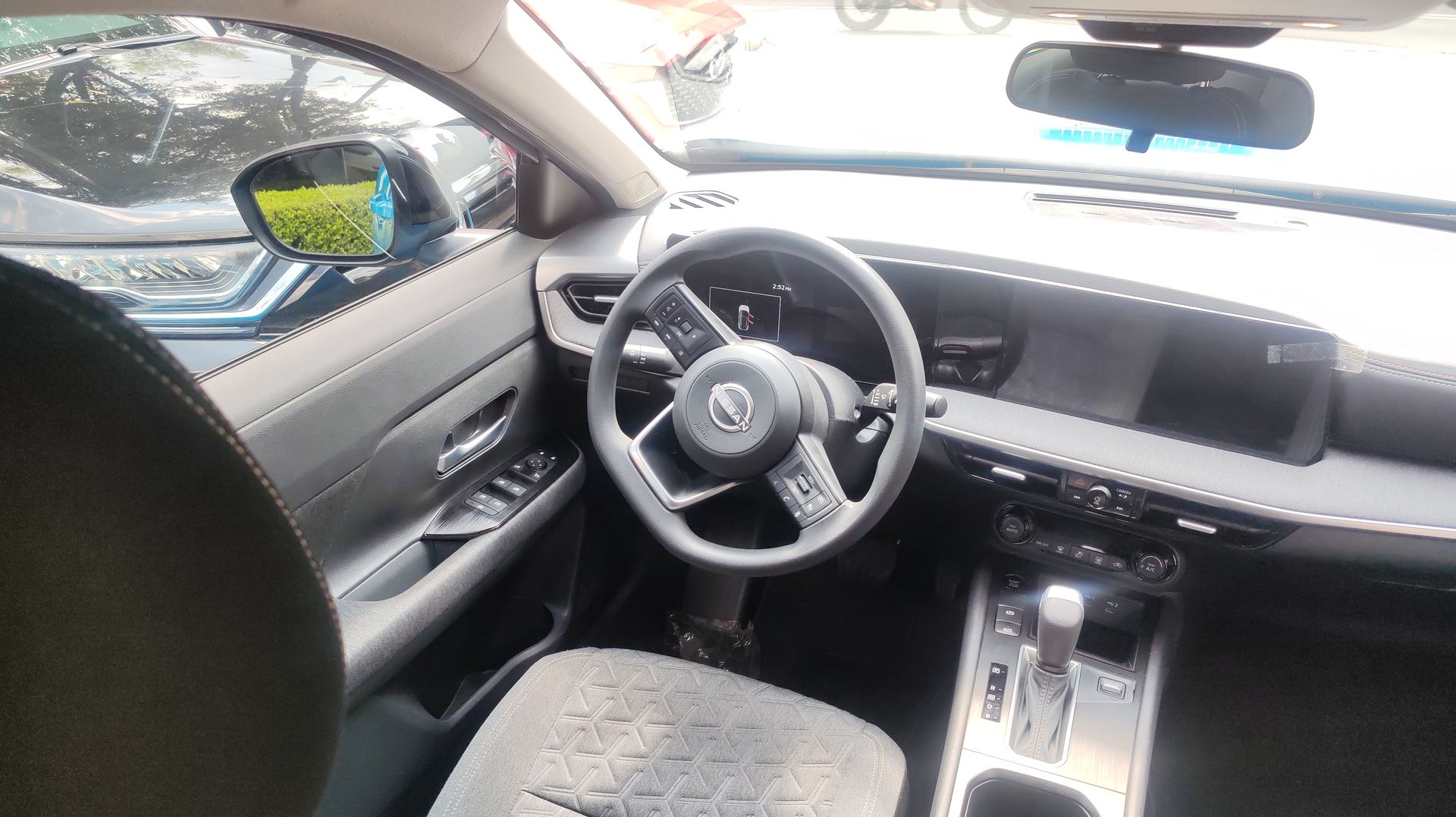 2026 Nissan KICKS ADVANCE CVT 26