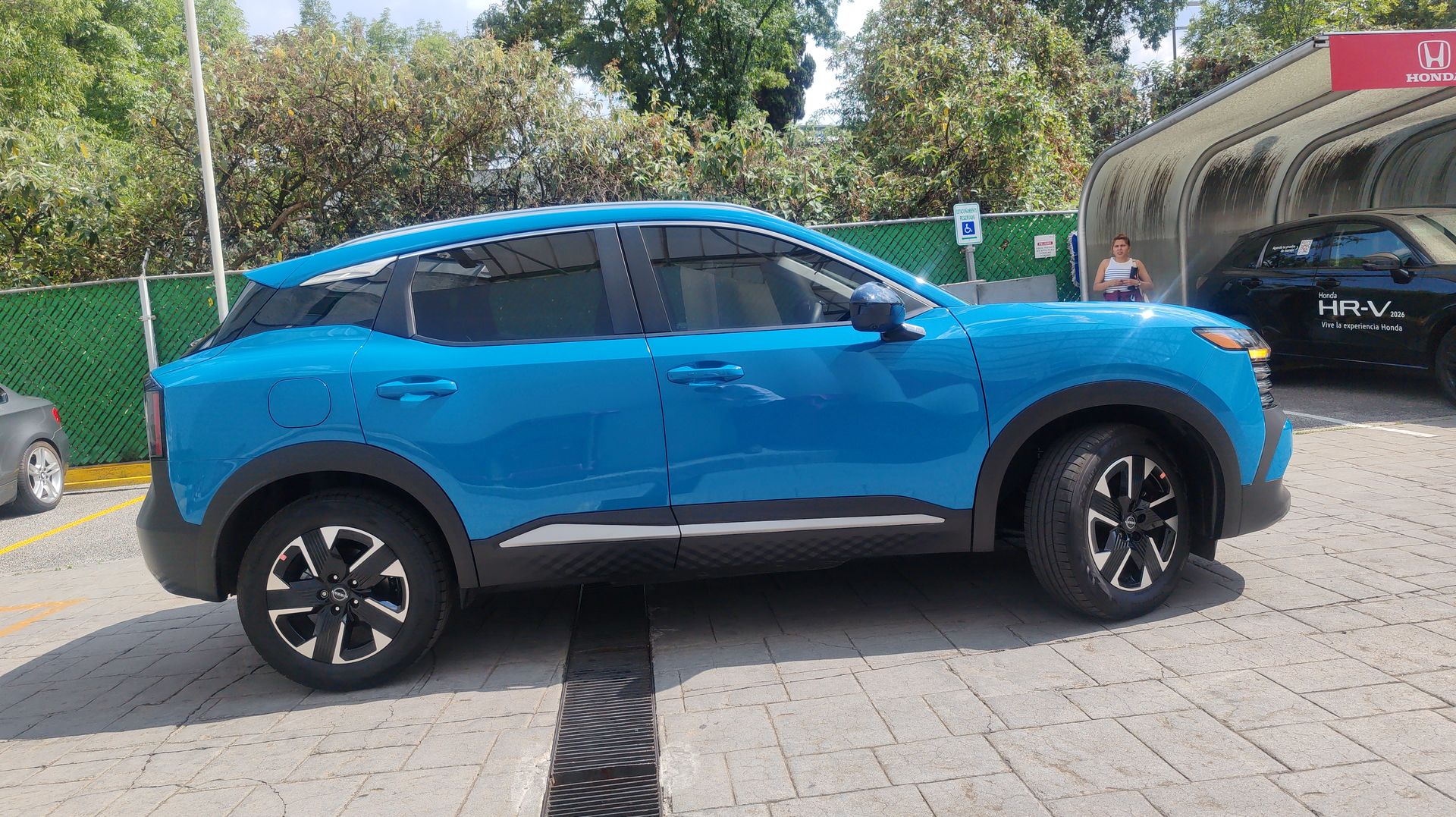 2026 Nissan KICKS ADVANCE CVT 26