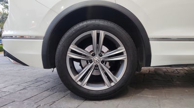 2019 Volkswagen TIGUAN TIGUAN COMFORTLINE
