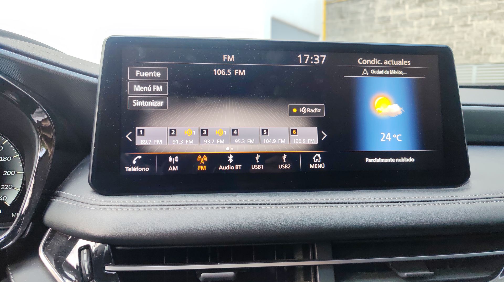 2023 INFINITI QX60 3.5L LUXE AWD 23