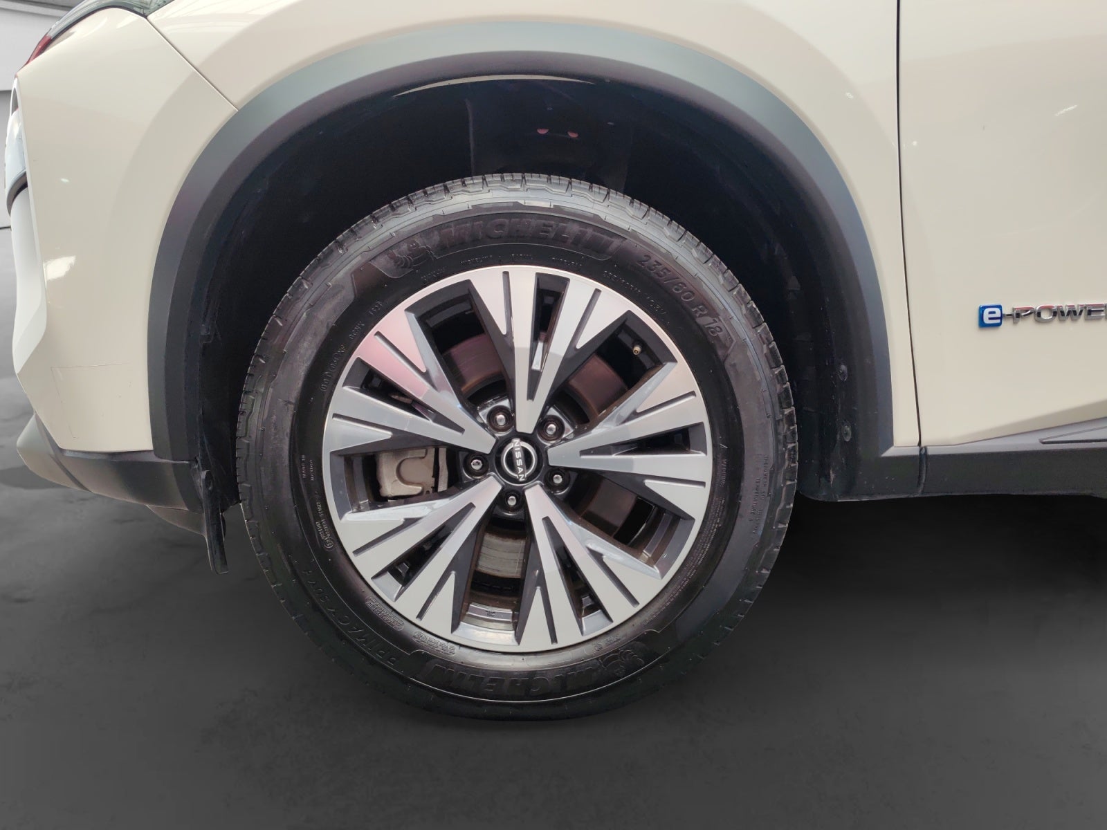 2023 Nissan X-TRAIL EXCLUSIVE E-POWER