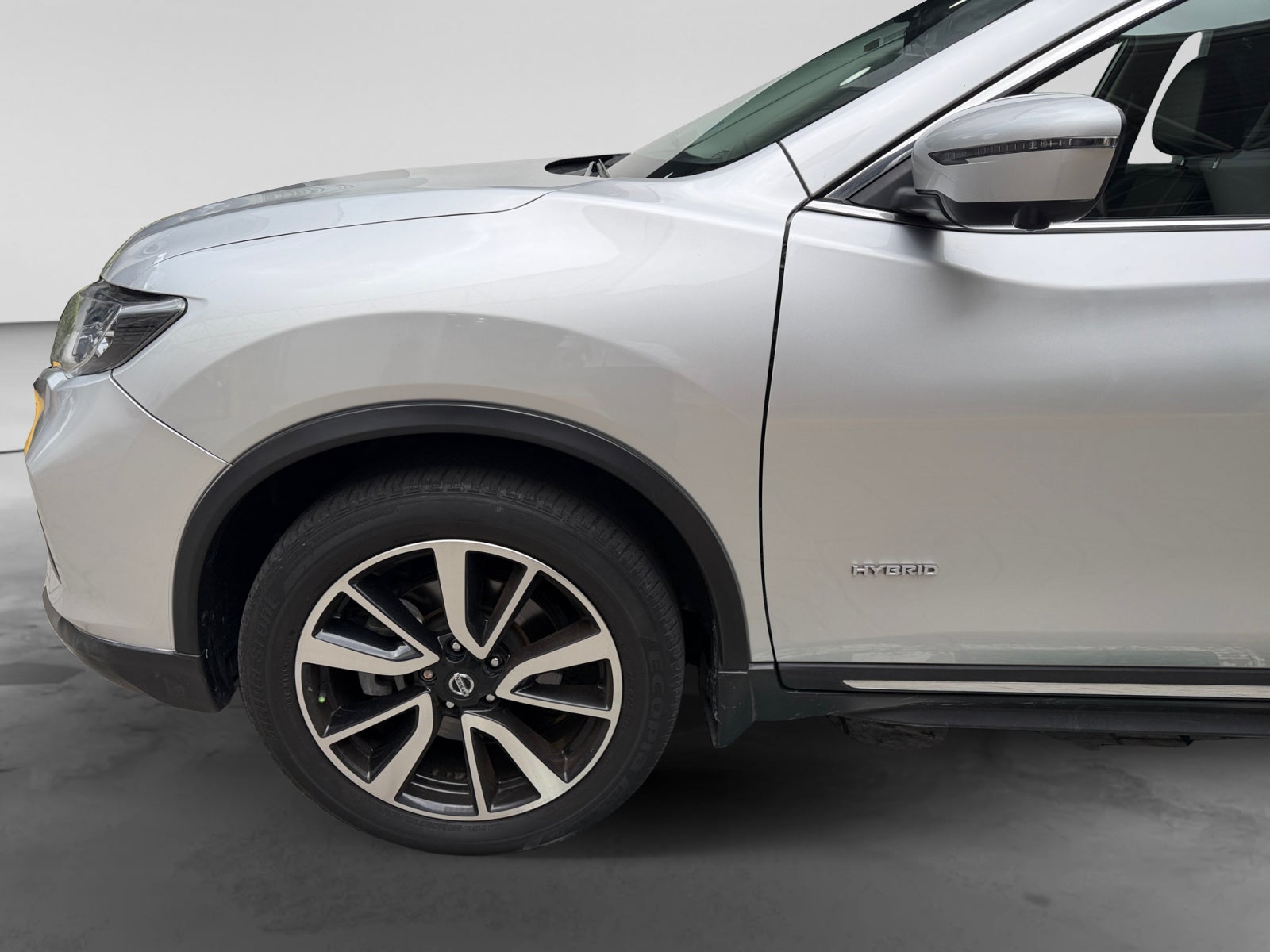 2020 Nissan X-TRAIL HYBRID CVT 2.0 LTS 4 CIL.