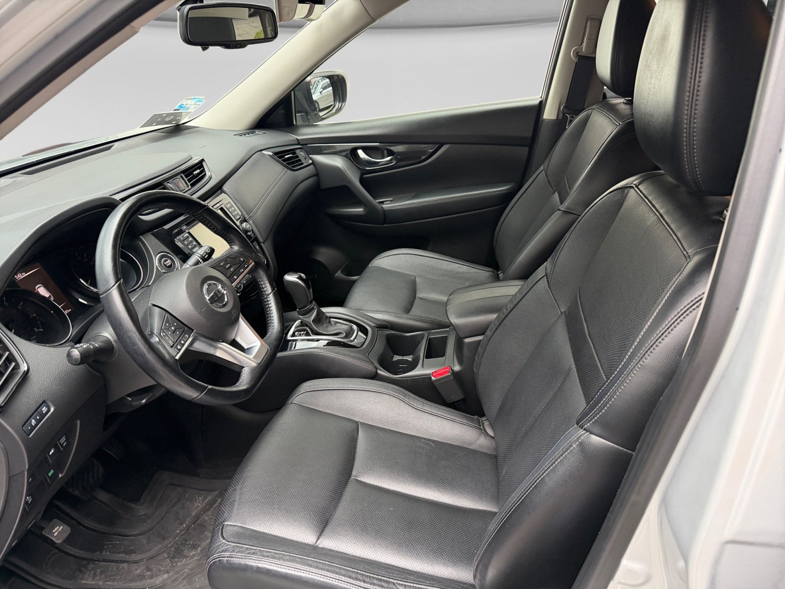 2020 Nissan X-TRAIL HYBRID CVT 2.0 LTS 4 CIL.