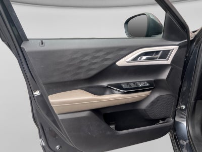 2025 Mitsubishi OUTLANDER SE PLUS