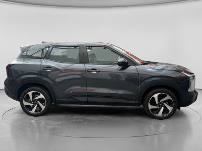 2025 Mitsubishi OUTLANDER SE PLUS