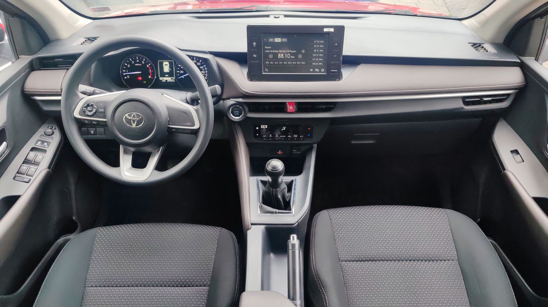 2023 Toyota YARIS S MT