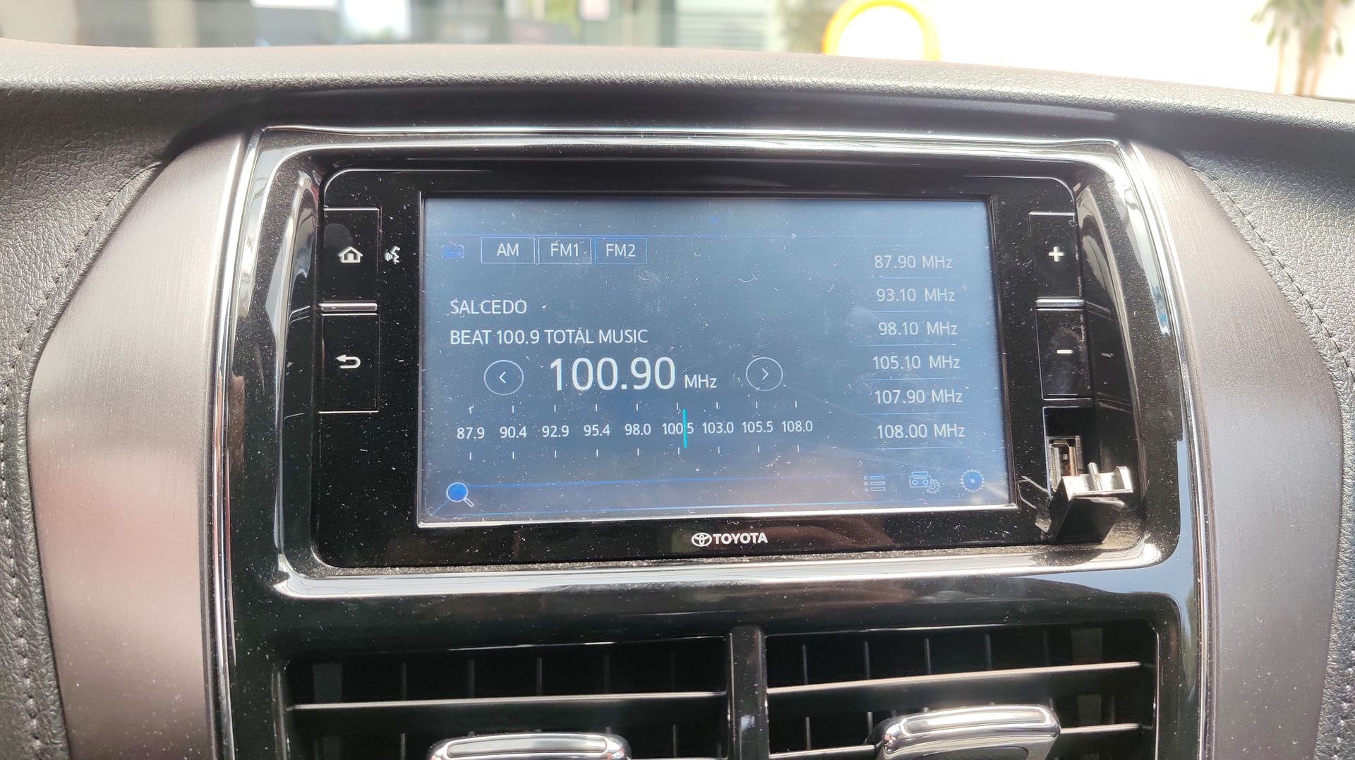 2024 Toyota YARIS S CVT