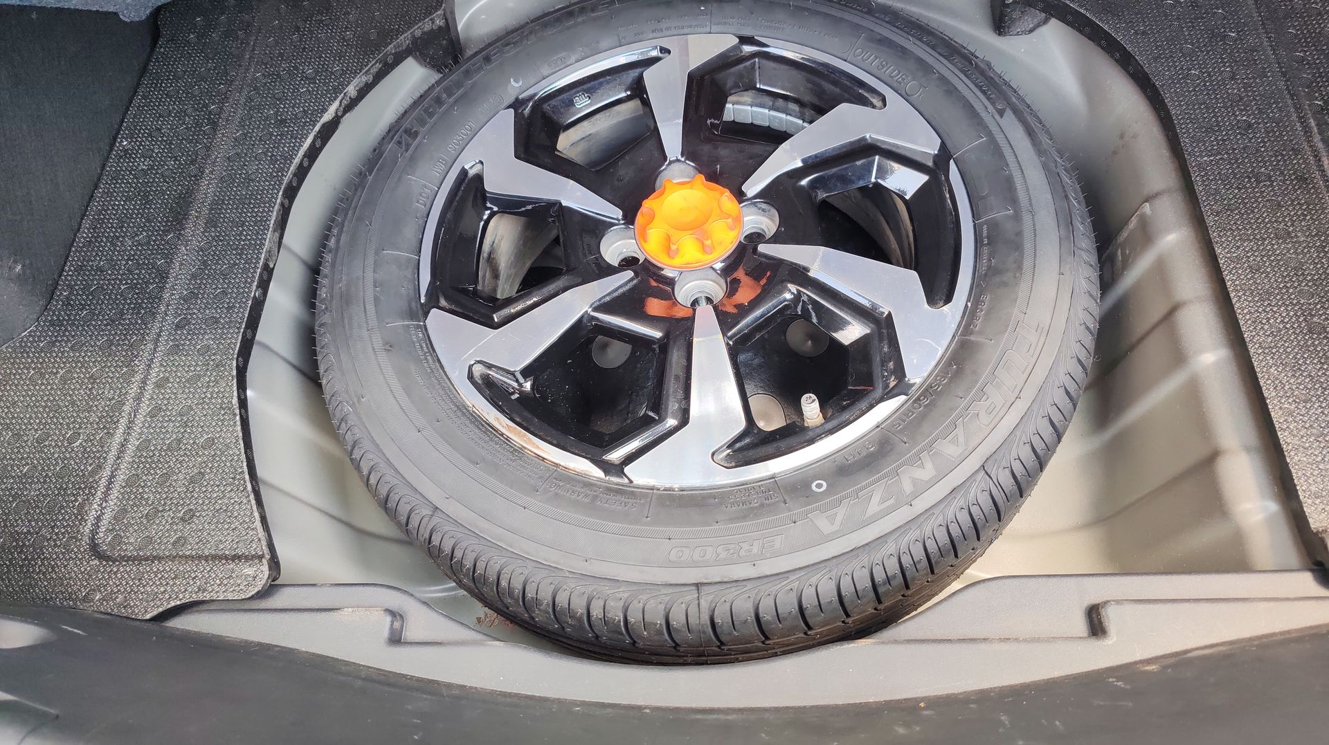 2024 Toyota YARIS S CVT