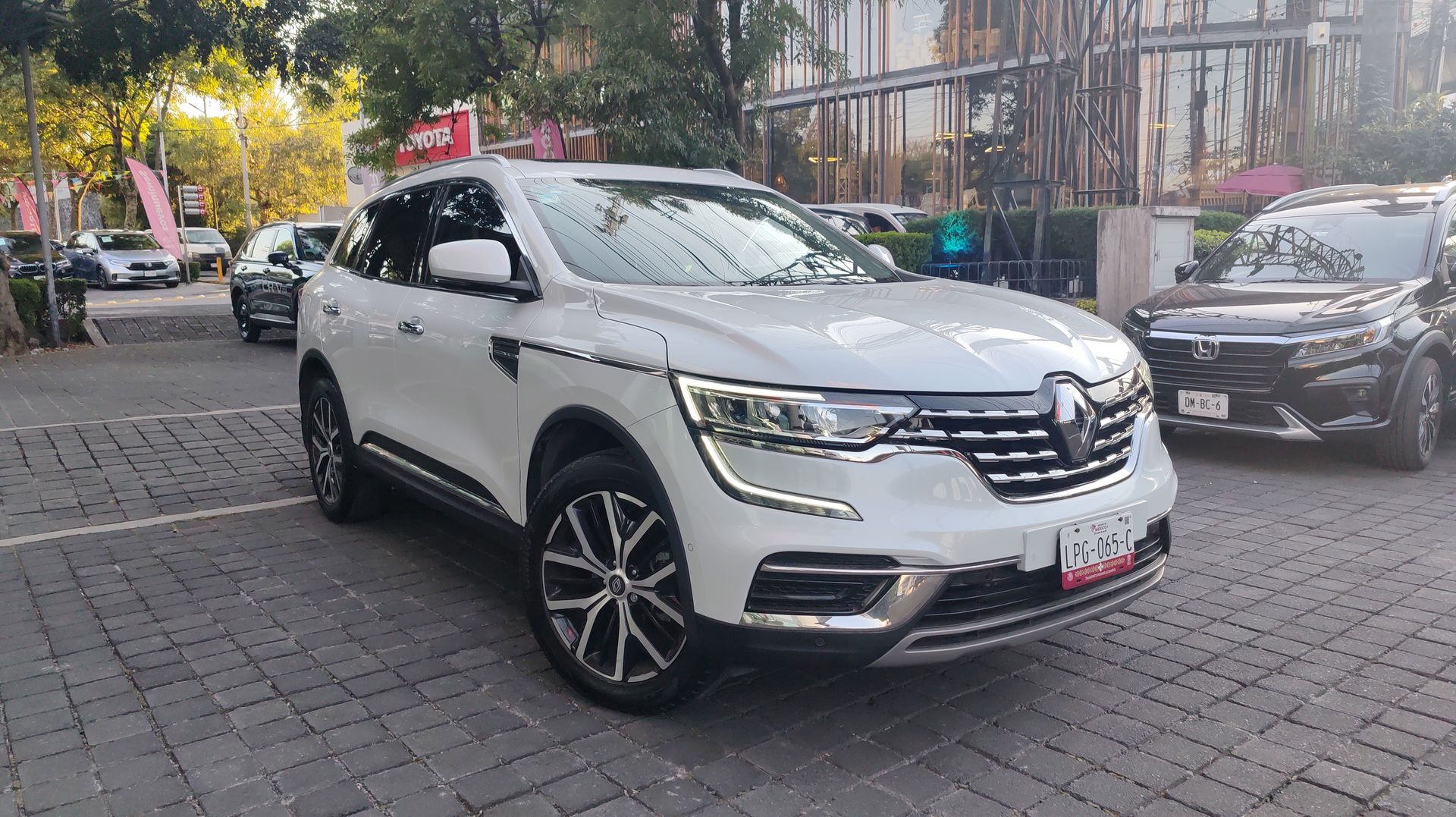 2024 RENAULT KOLEOS ICONIC