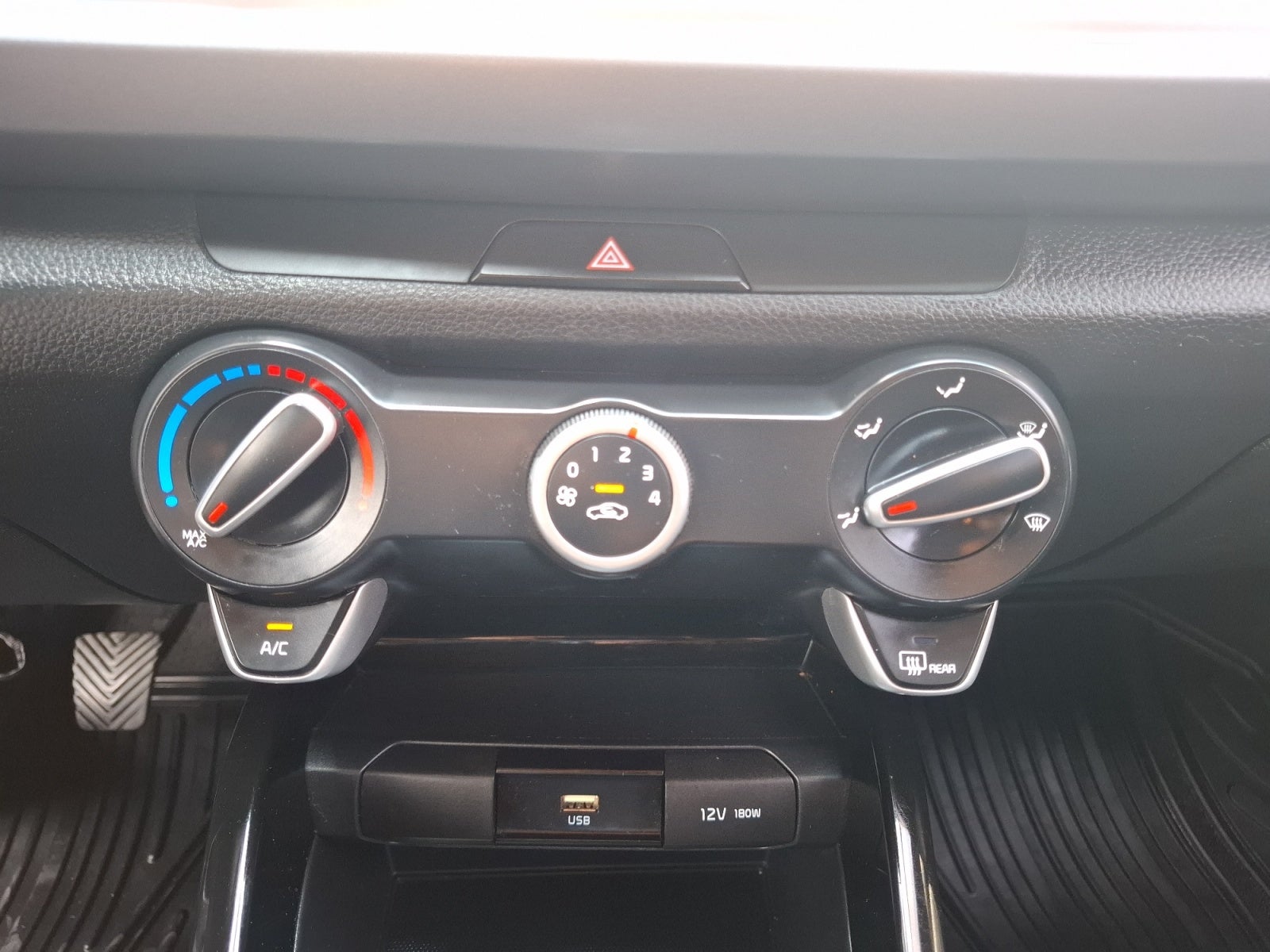 2022 Kia RIO LX TM