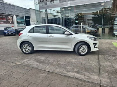 2021 Kia RIO LX TA