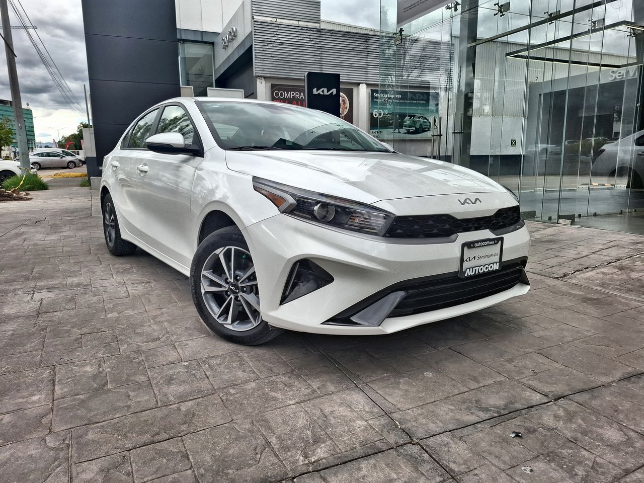 2023 Kia FORTE LX IVT